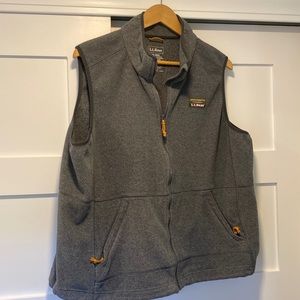 L.L. Bean Women's XL Mountain Classic Fleece Vest Gray